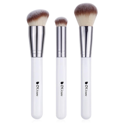 Foundation Contour Blush Conceal Brush Set, 3PCS Angled Synthetic Kabuki Brush for Blending Setting Buffing with Liquid, Cream and Powder Cosmetic (White)